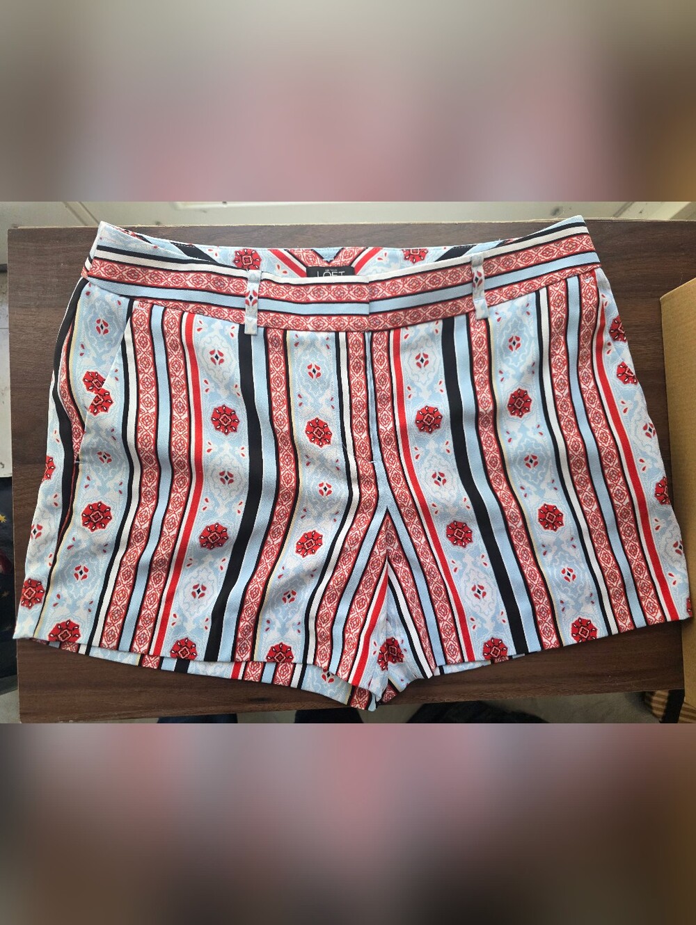 LOFT Light Blue and Red Patterned Women’s Shorts
